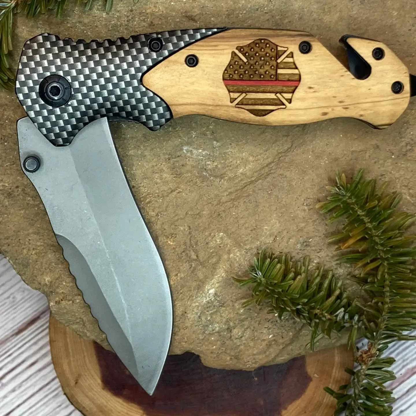 Firefighters Emblem Knife